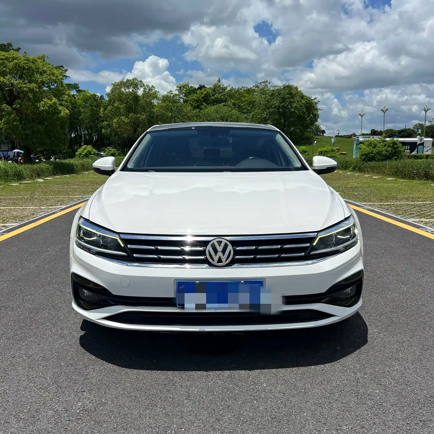 Volkswagen Lamando 2021 230TSI DSG Fashion Edition — фото 2