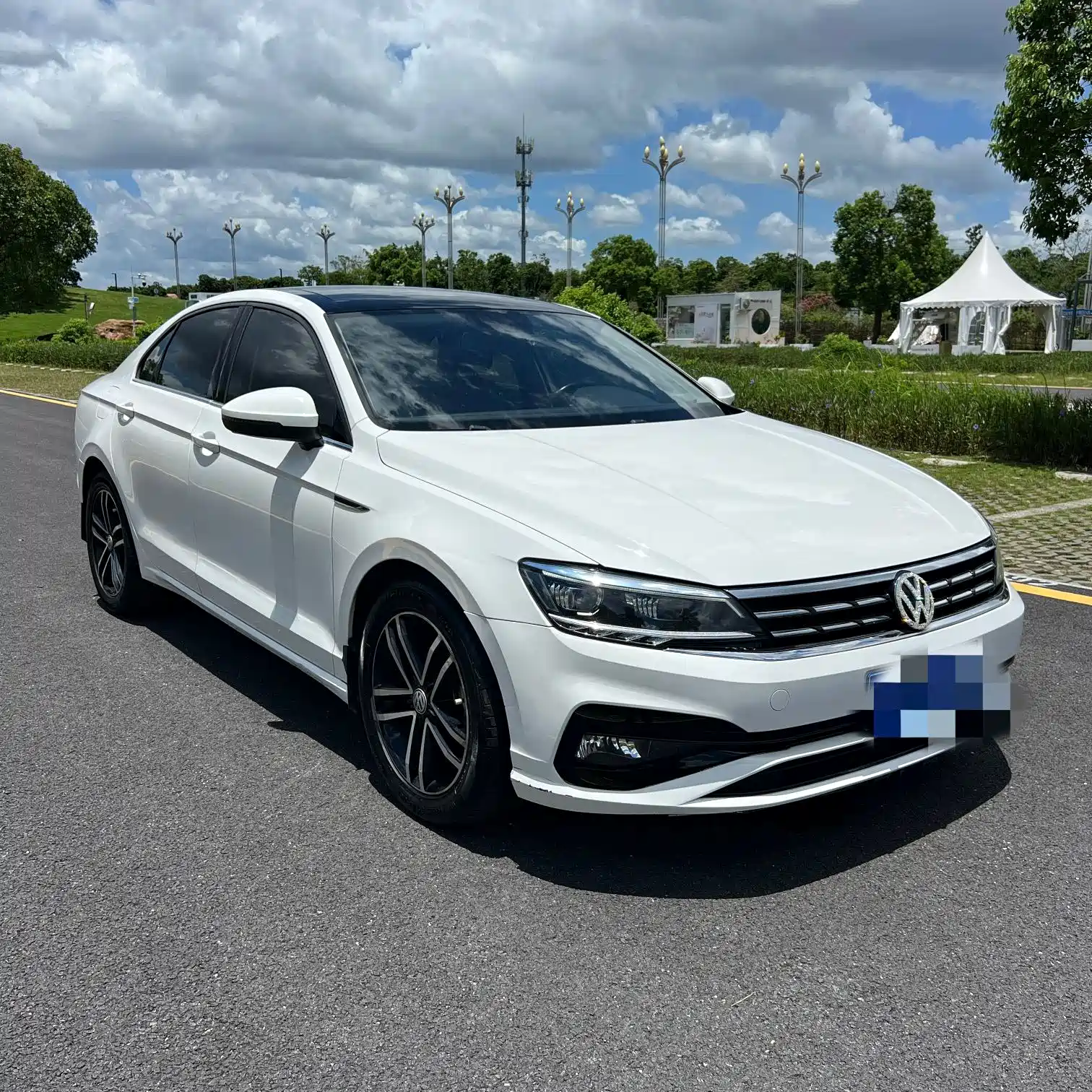 Volkswagen Lamando 2021 230TSI DSG Fashion Edition — фото 6