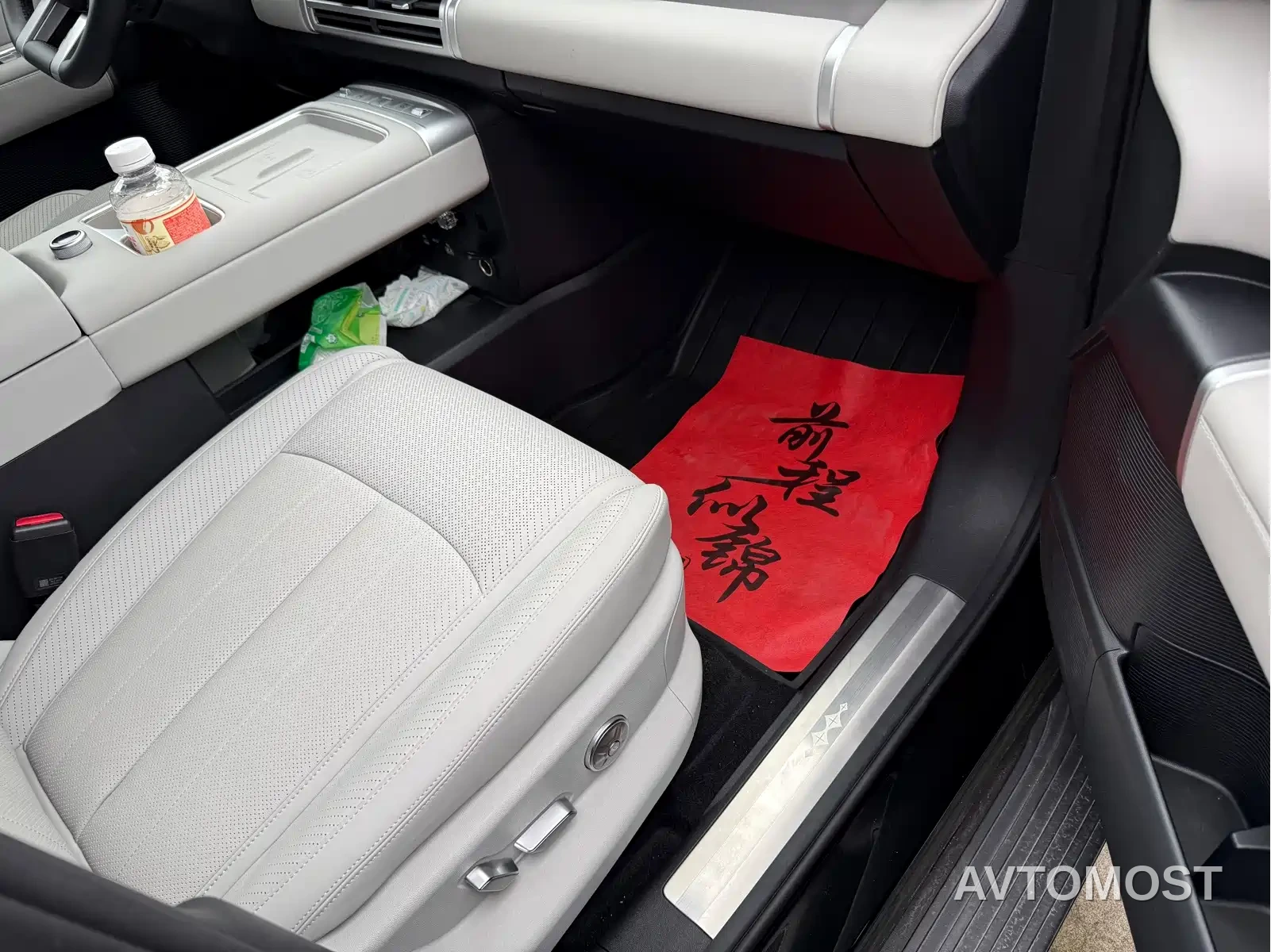 Fang Cheng Bao Titanium 7 2025 AWD Base Model — фото 9