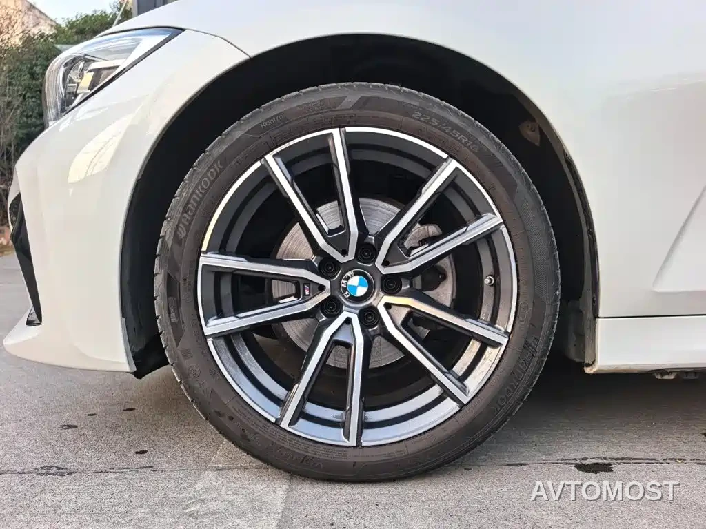 BMW 3 Series 2022 325Li M Sport Package — фото 14