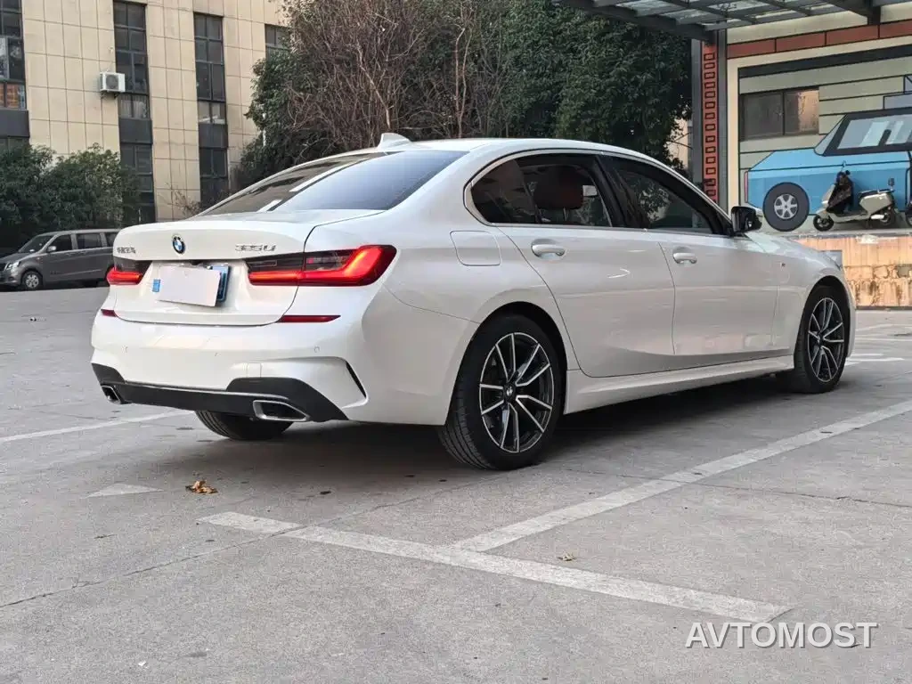BMW 3 Series 2022 325Li M Sport Package — фото 18