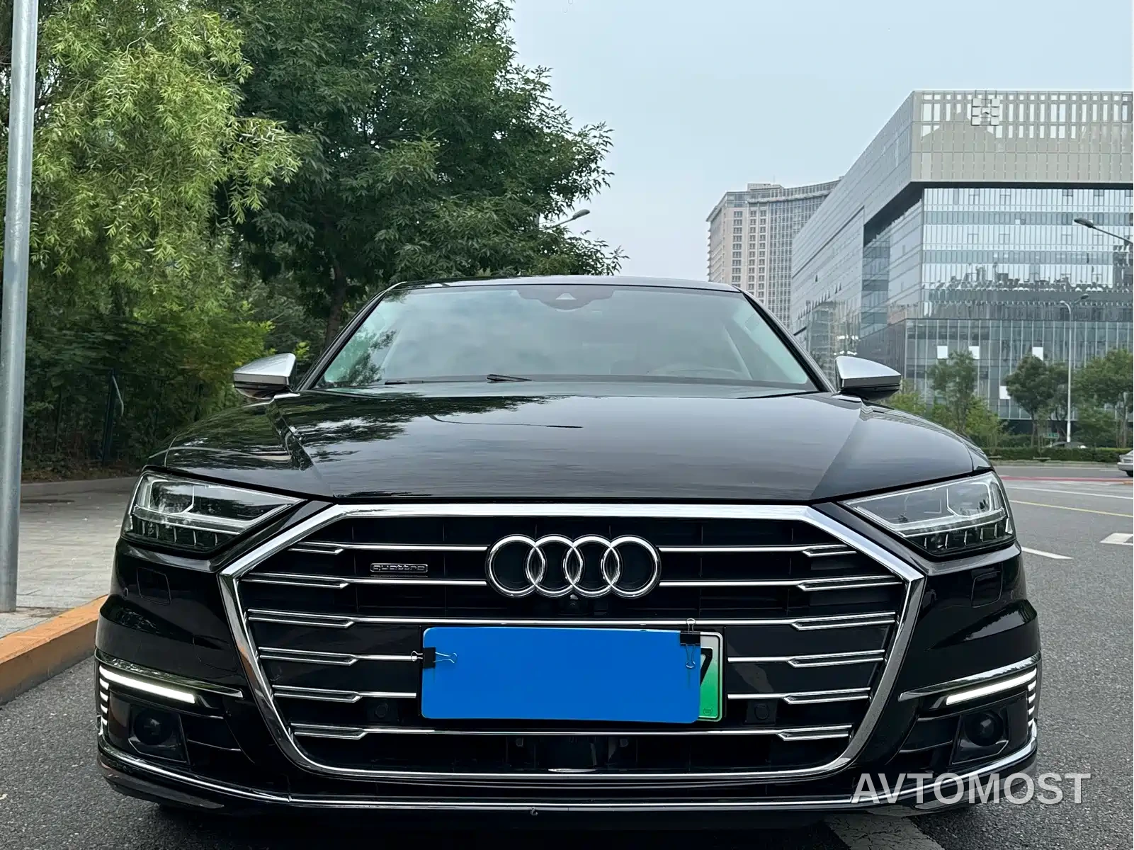 Audi A8 New Energy 2021 A8L 60 TFSIe quattro — фото 2