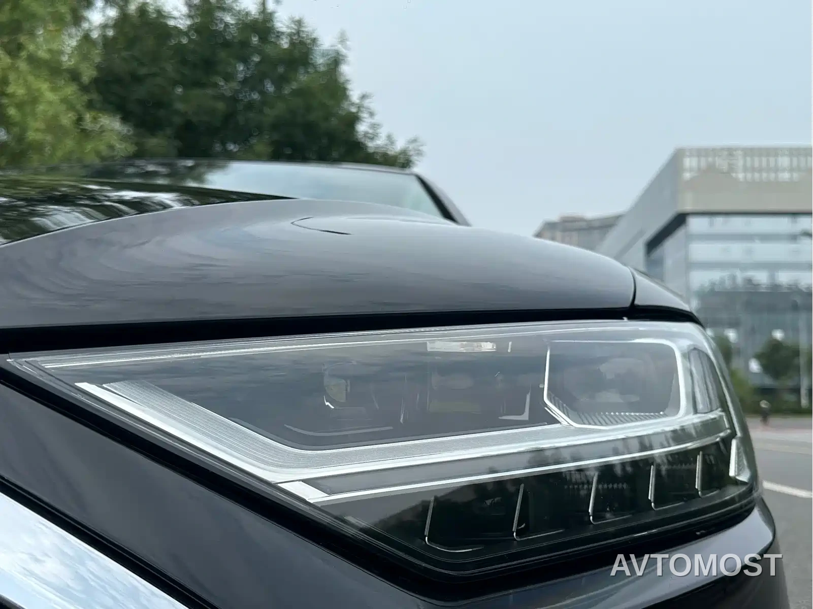 Audi A8 New Energy 2021 A8L 60 TFSIe quattro — фото 5