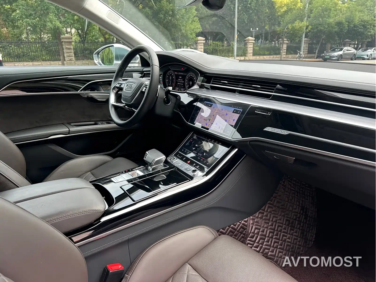 Audi A8 New Energy 2021 A8L 60 TFSIe quattro — фото 18