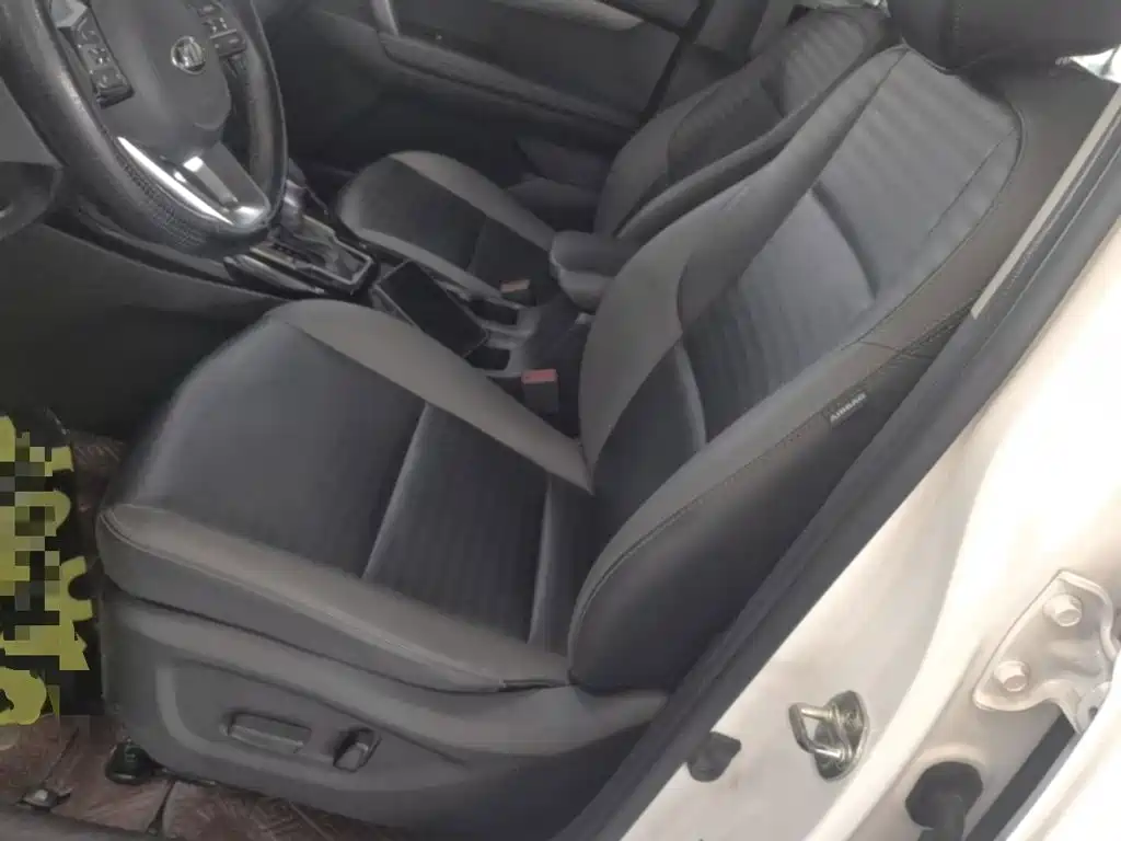 Kia Sportage 2019 2.0L Automatic Smart Luxury Edition — фото 15