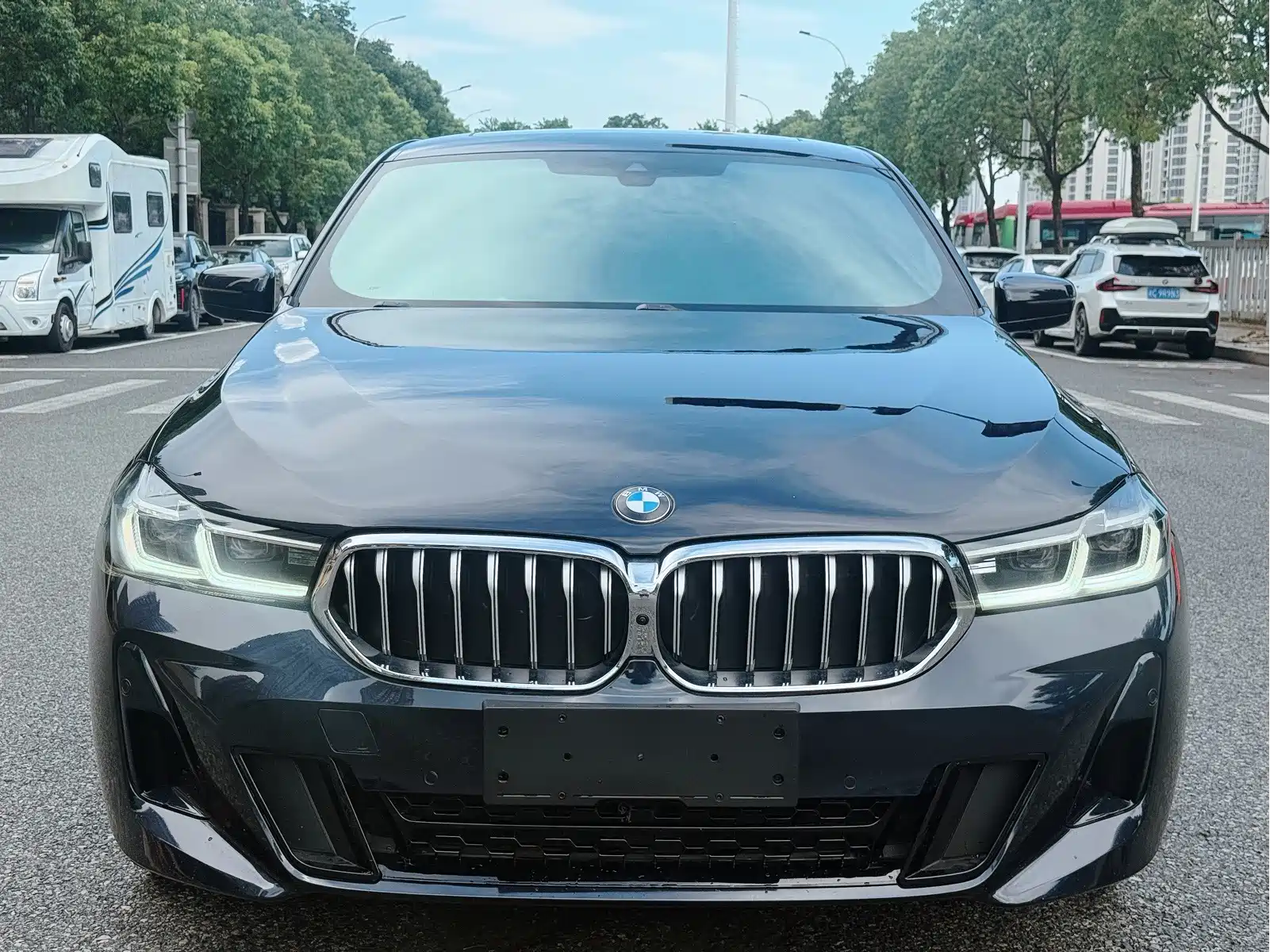 BMW 6 Series GT 2022 Model 630i M Sport Package — фото 2