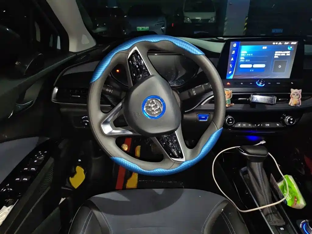Buick Velite 6 2020 Plug-in Hybrid Connected Smart Edition — фото 3