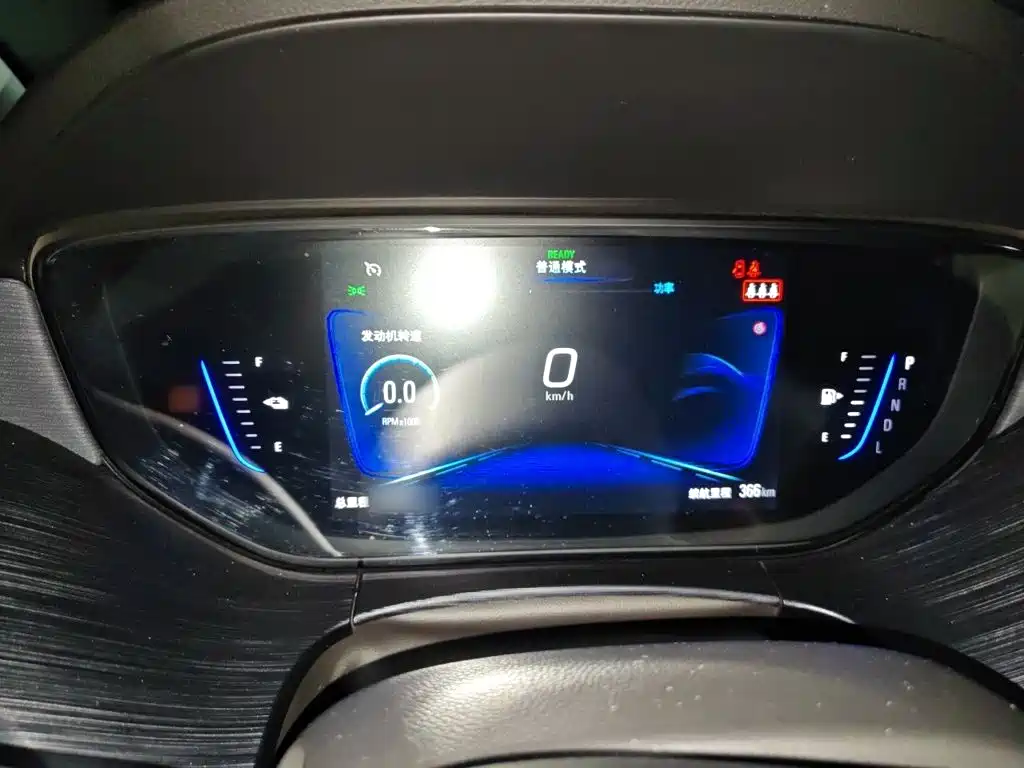 Buick Velite 6 2020 Plug-in Hybrid Connected Smart Edition — фото 4