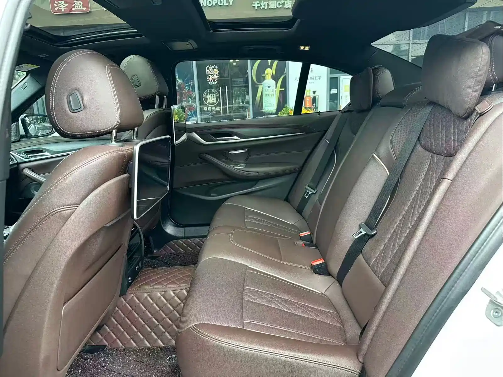 BMW 5 Series New Energy 2022 535Le M Sport Package — фото 6