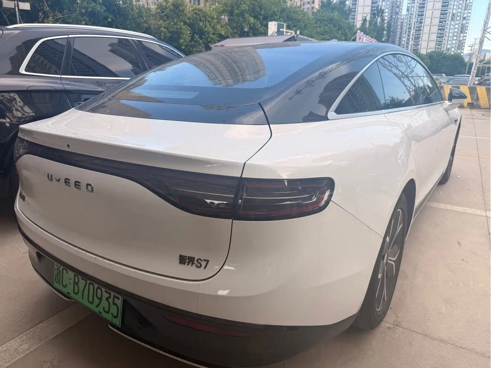 Zhijie S7 2024 Max RWD Long Range Smart Drive — фото 4