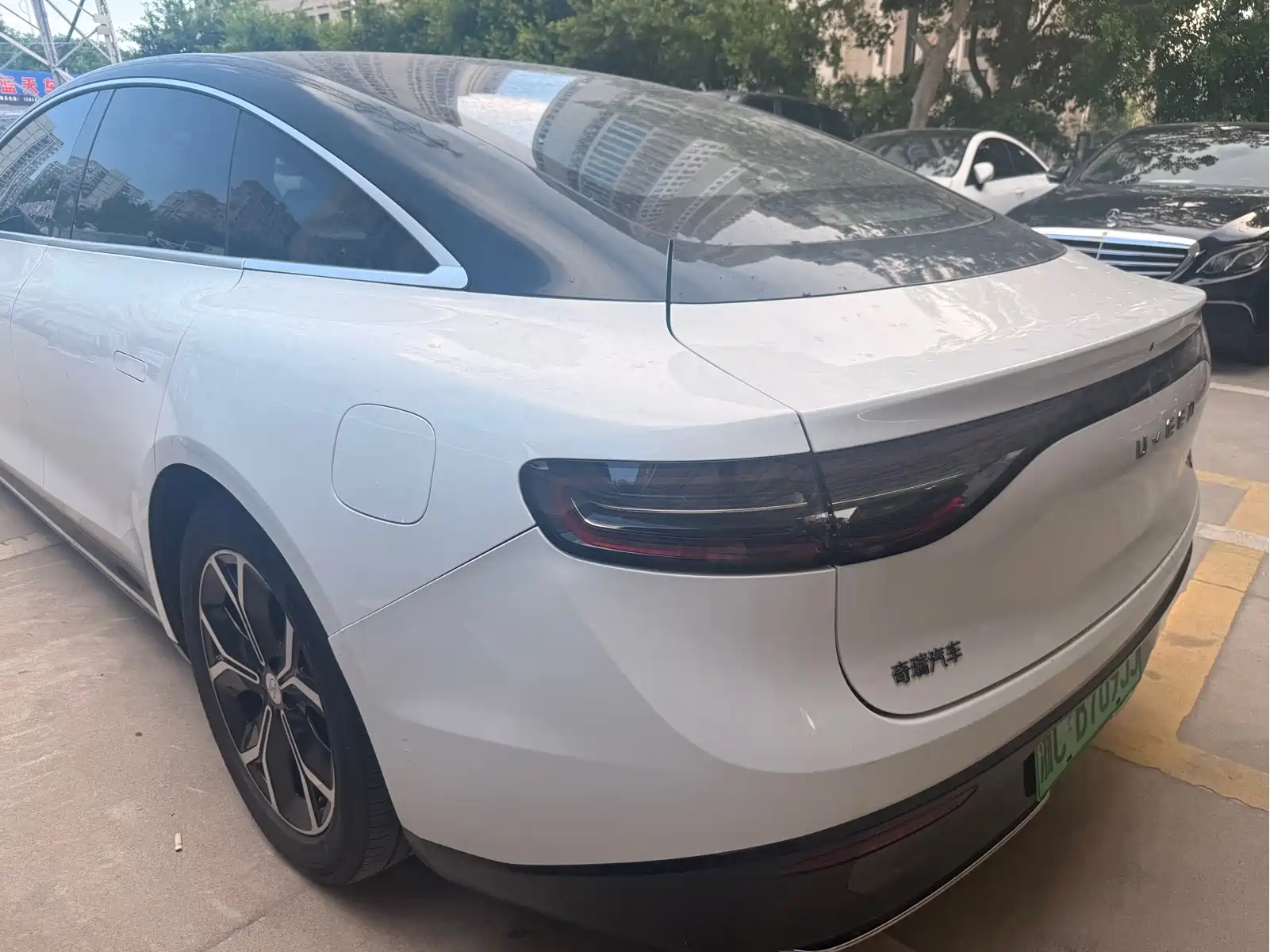 Zhijie S7 2024 Max RWD Long Range Smart Drive — фото 6