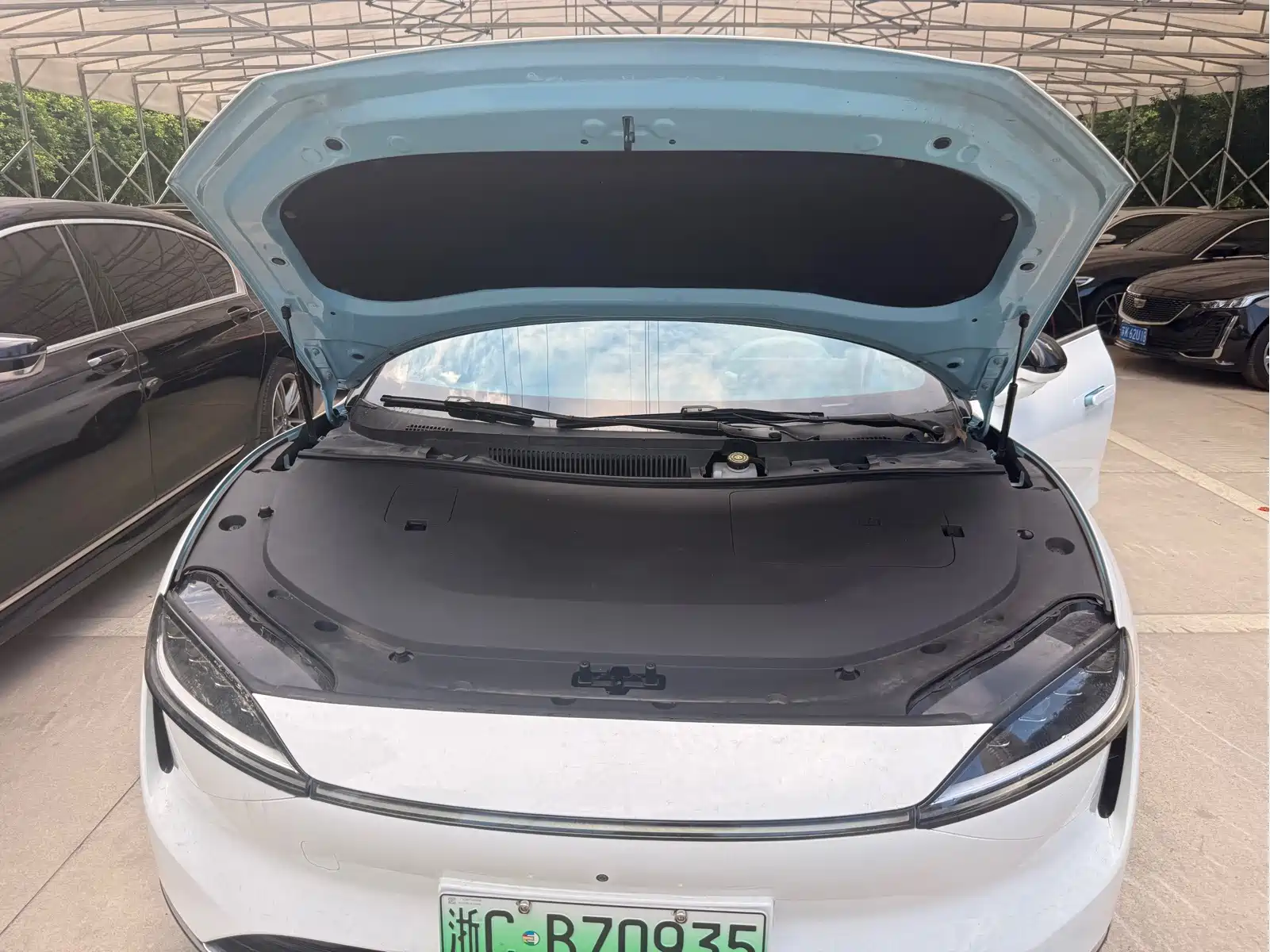 Zhijie S7 2024 Max RWD Long Range Smart Drive — фото 17