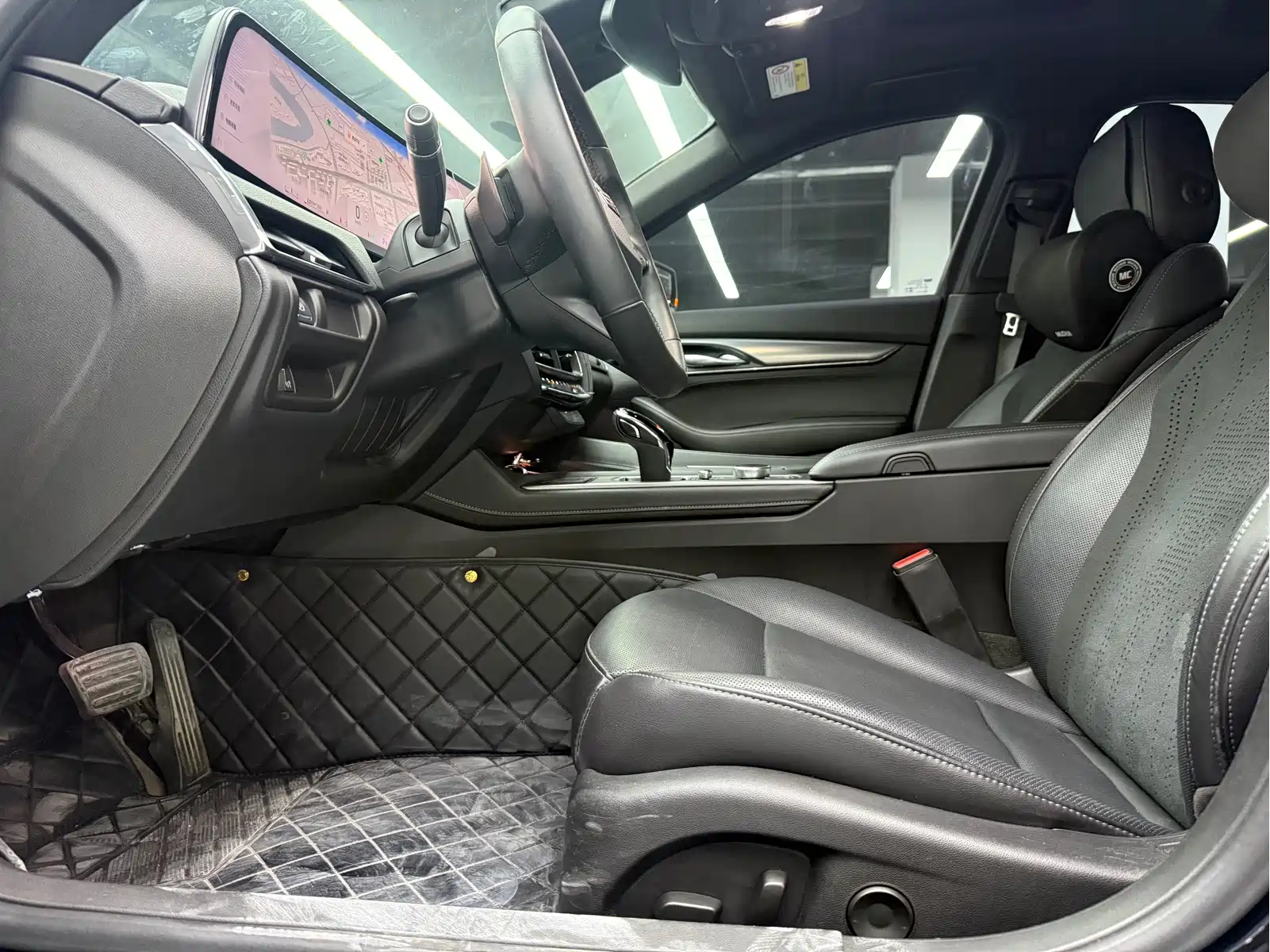Cadillac CT5 2024 28T Luxury Model Pro — фото 5