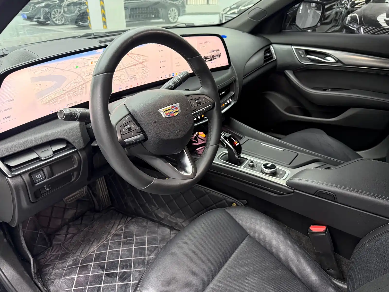 Cadillac CT5 2024 28T Luxury Model Pro — фото 6