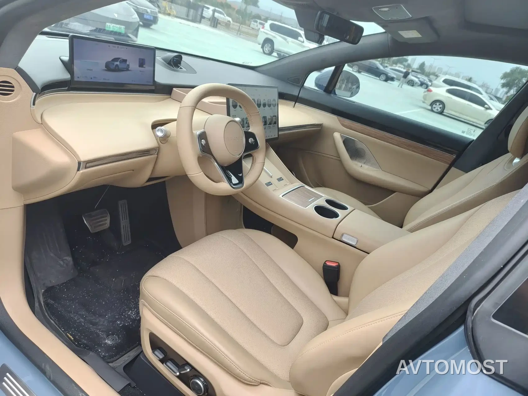 Zhijie Luxeed R7 2025 Extended Range 251km Pro — фото 4