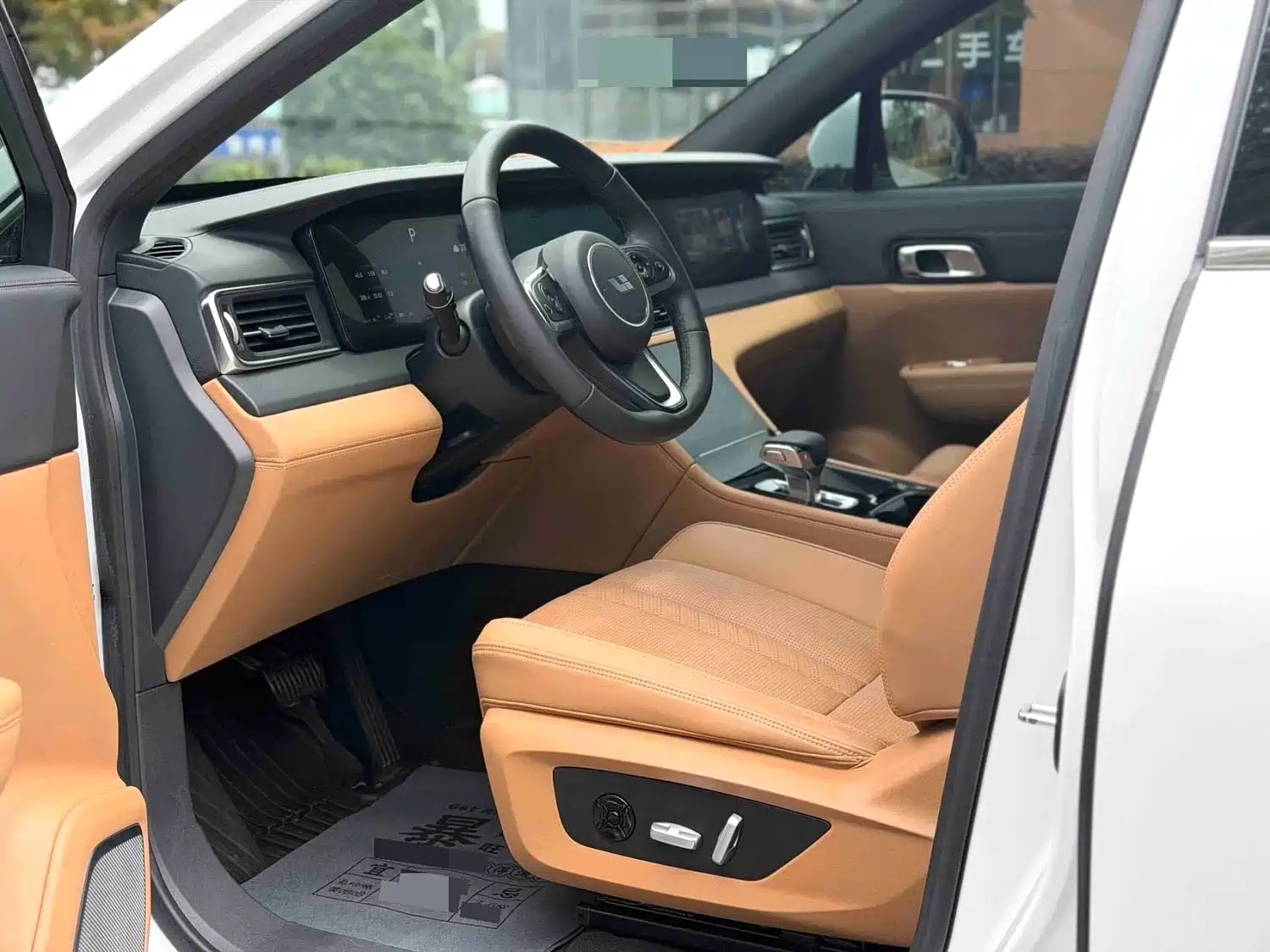 Li ONE 2020 Extended Range 6-seater — фото 4