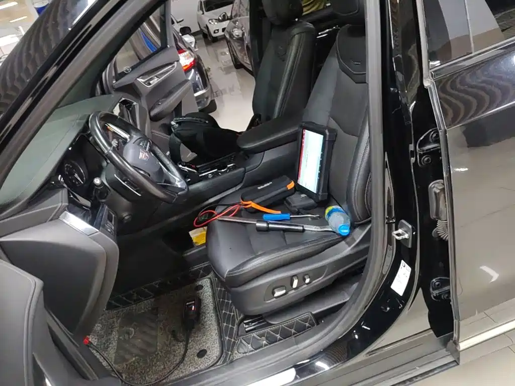 Cadillac XT6 2021 2.0T 6-seater 4WD Premium — фото 15