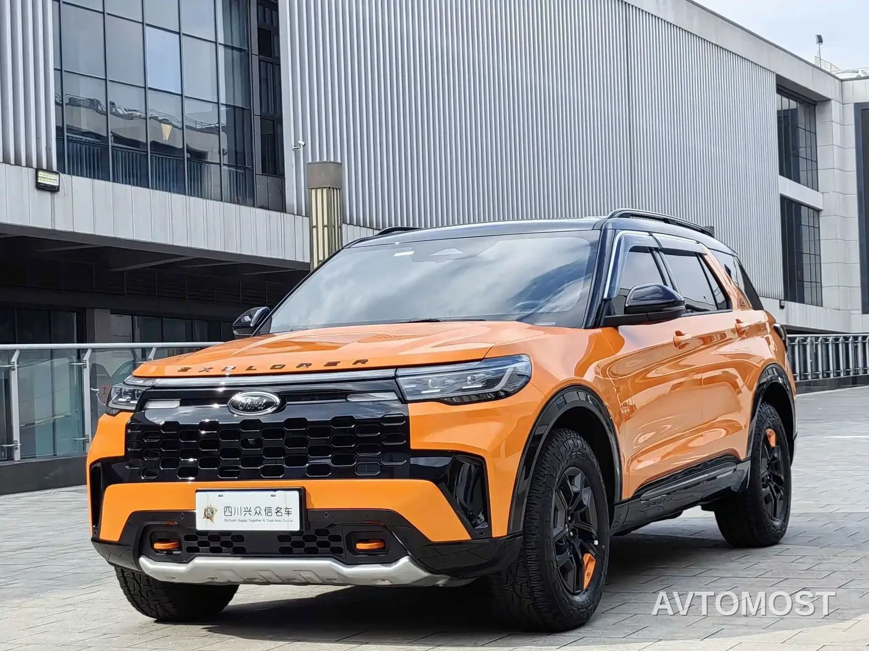 Ford Explorer 2024 2.3T EcoBoost Kunlun Summit Edition 7-Seater — фото 2