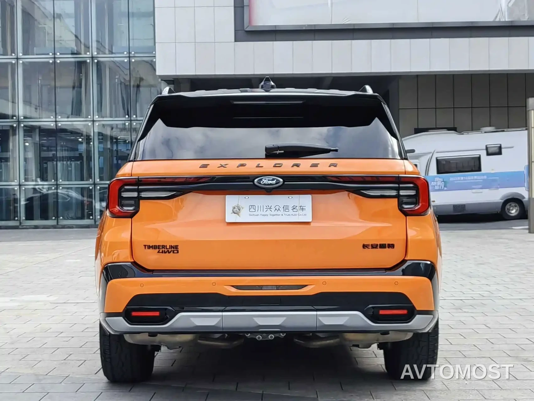 Ford Explorer 2024 2.3T EcoBoost Kunlun Summit Edition 7-Seater — фото 6