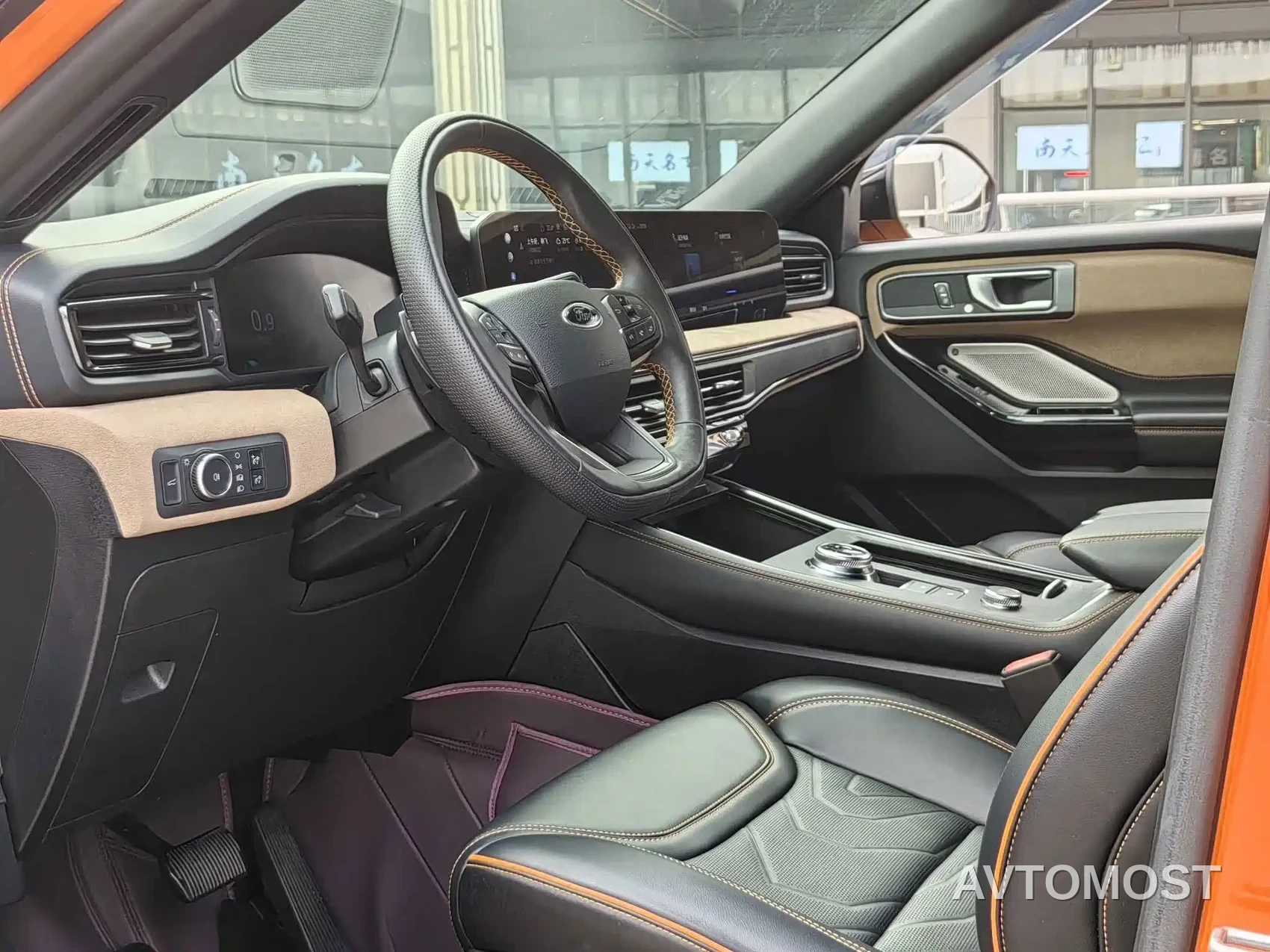 Ford Explorer 2024 2.3T EcoBoost Kunlun Summit Edition 7-Seater — фото 8