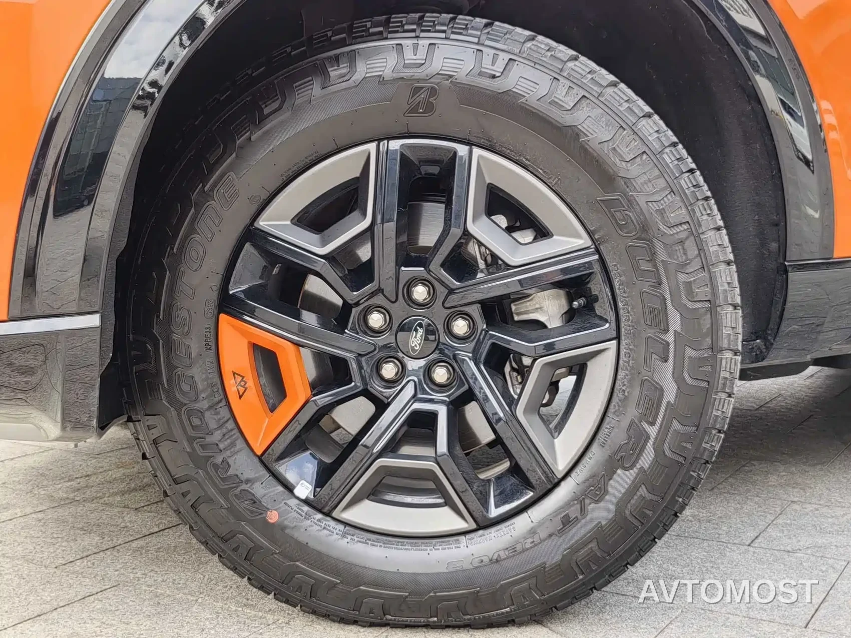 Ford Explorer 2024 2.3T EcoBoost Kunlun Summit Edition 7-Seater — фото 19