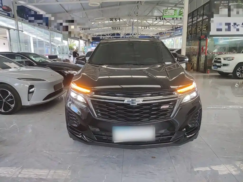 Chevrolet Equinox 2022 Mild Hybrid 550T RS 4WD Intelligent Expansion Edition — фото 3