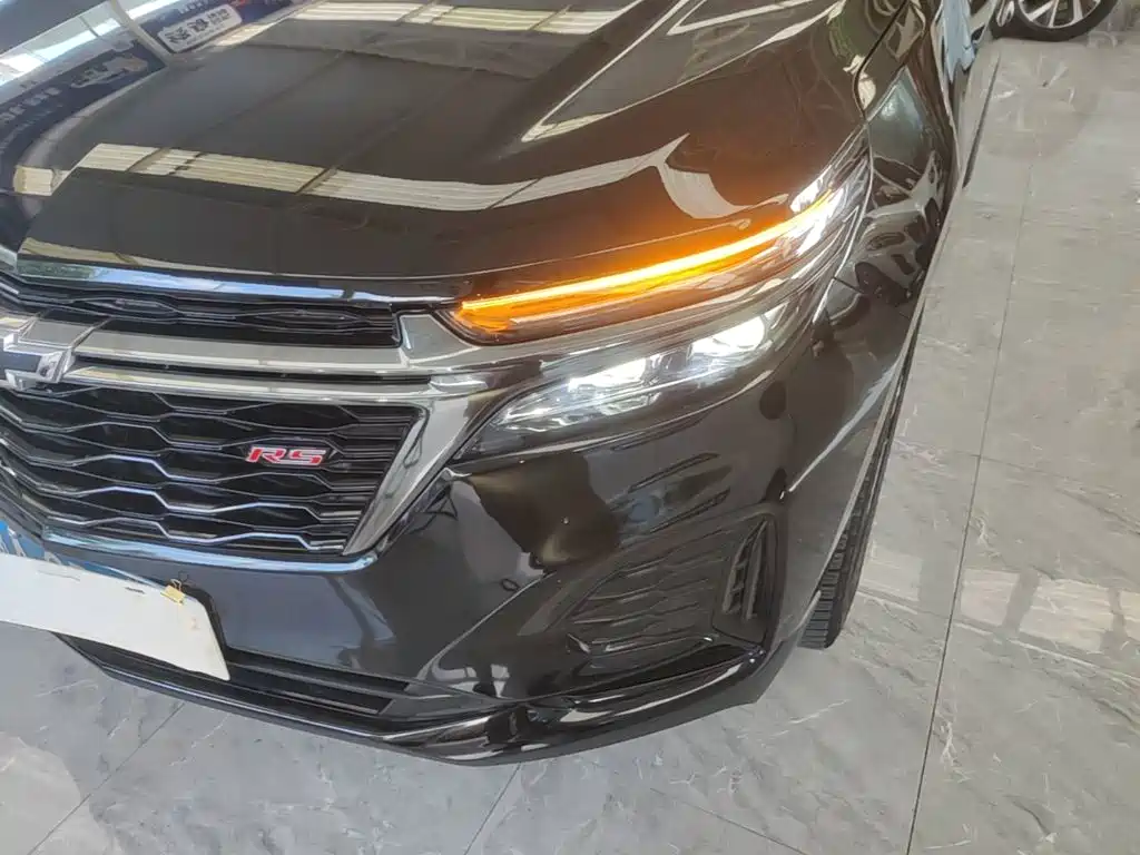 Chevrolet Equinox 2022 Mild Hybrid 550T RS 4WD Intelligent Expansion Edition — фото 24