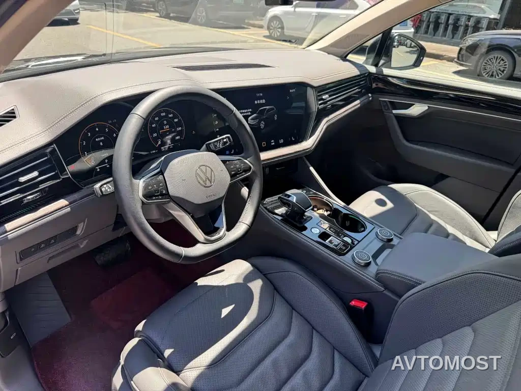 Volkswagen Touareg 2026 3.0TSI R-Line Black Sport Package — фото 5