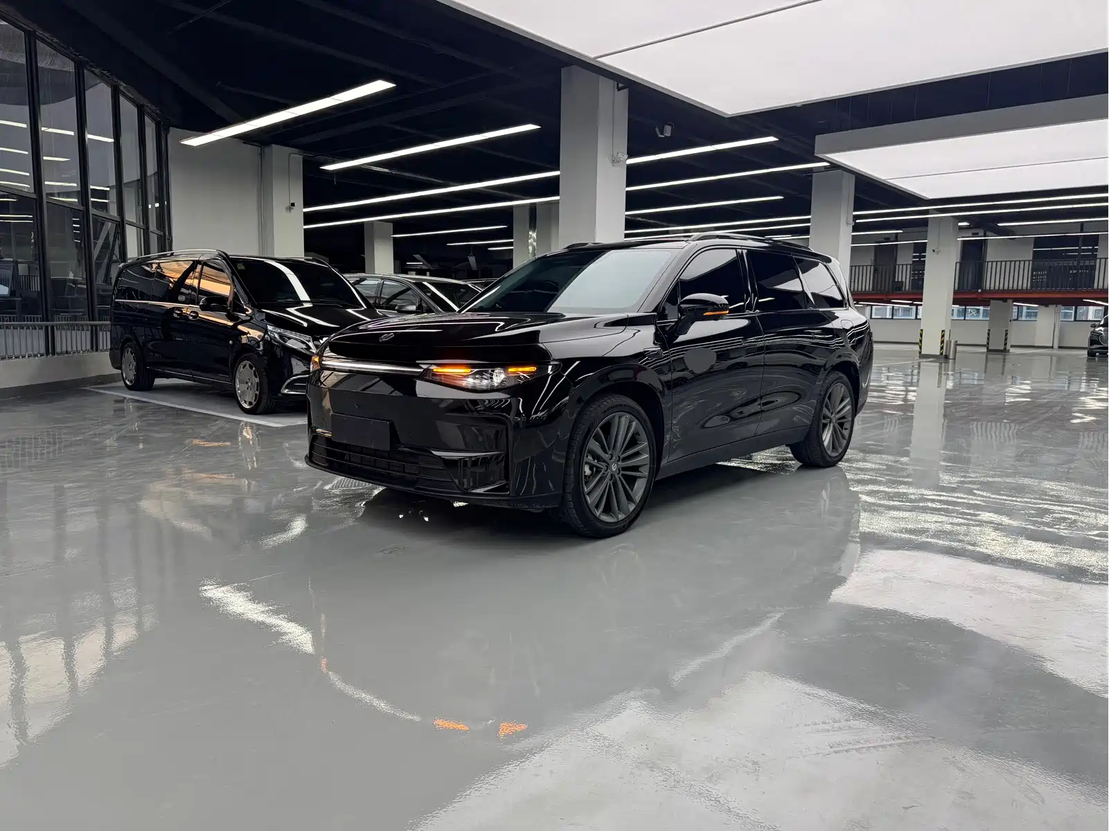 Leapmotor C16 2024 Extended Range 200 Premium Edition