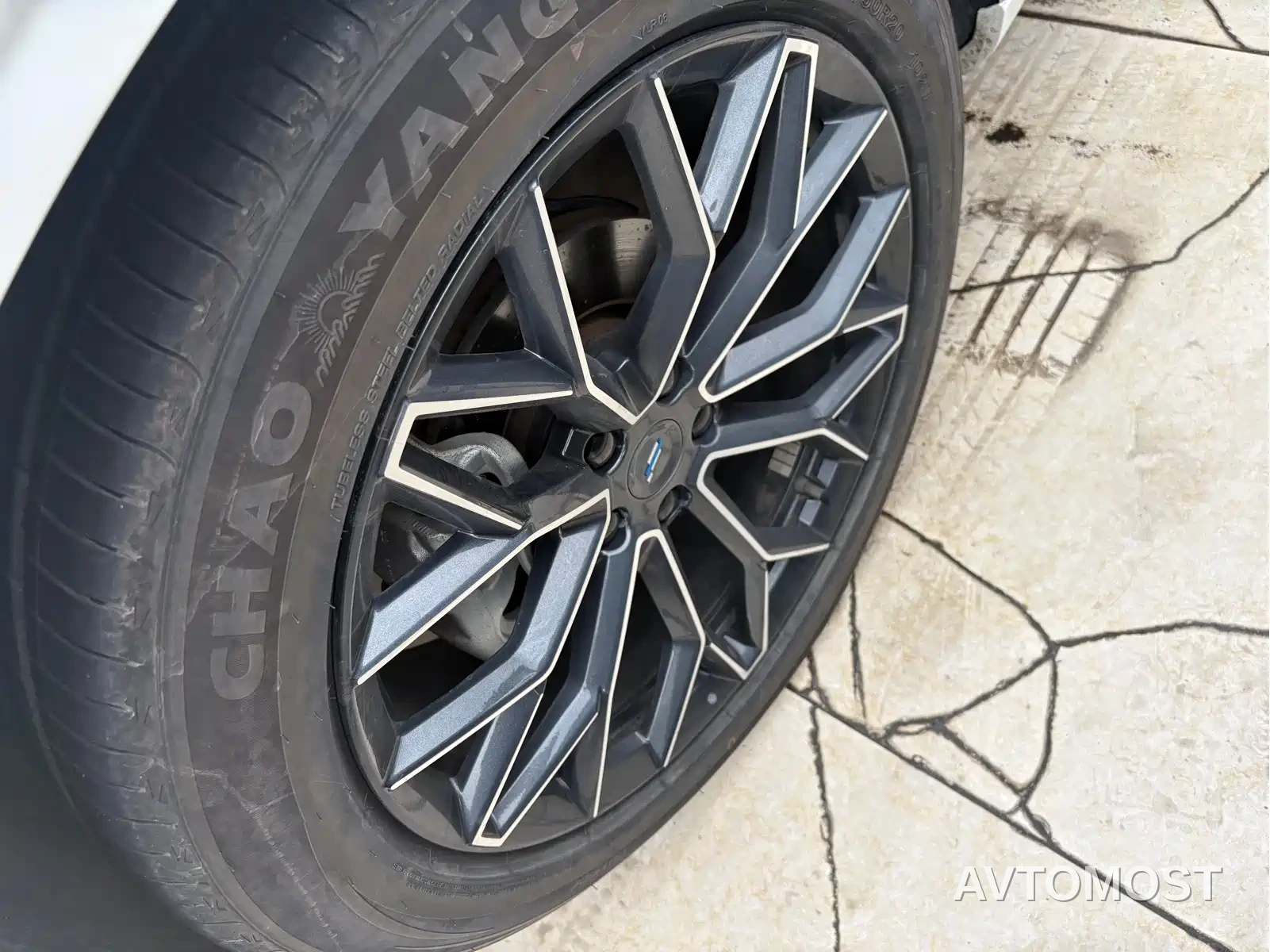 Changan Oshan Z6 EV 2023 Smart Electric iDD 150KM Flagship — фото 4