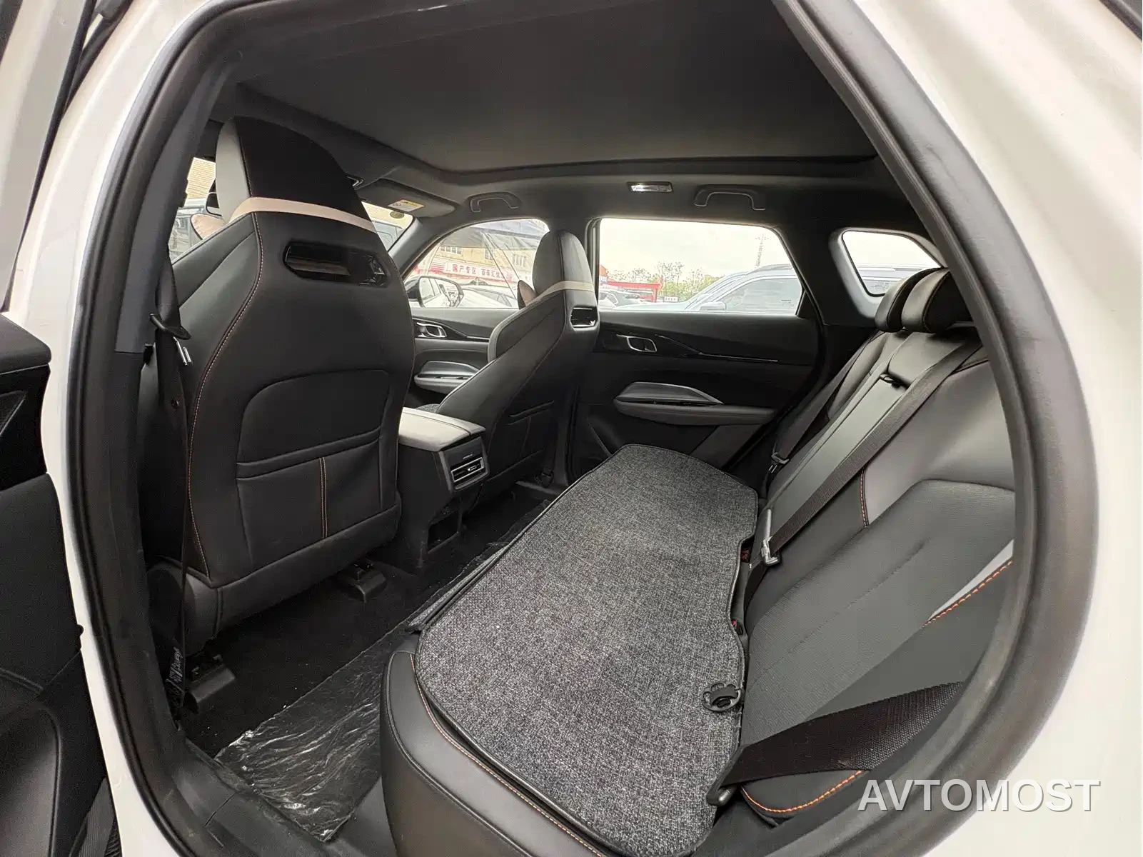 Changan Oshan Z6 EV 2023 Smart Electric iDD 150KM Flagship — фото 9
