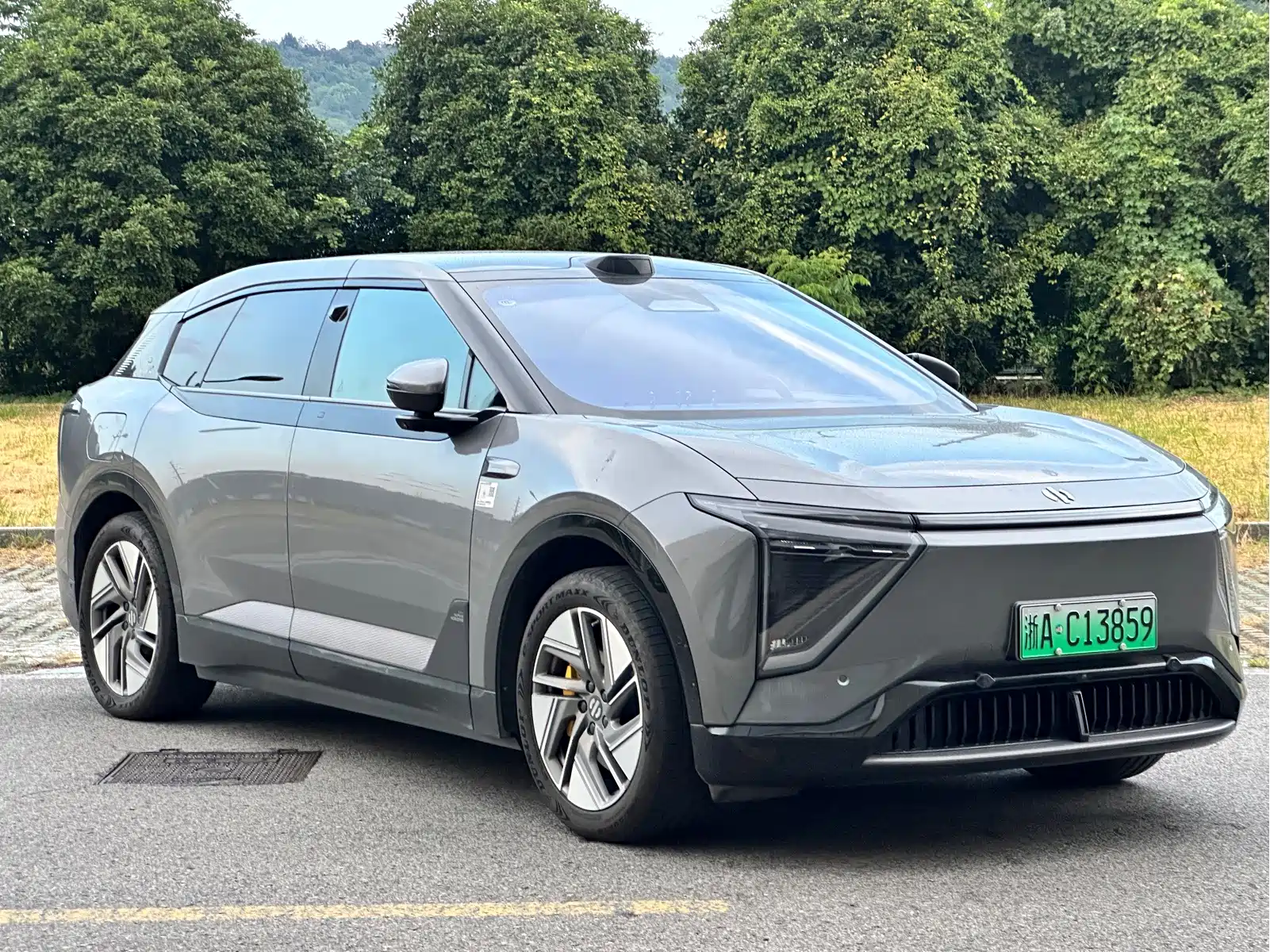 HiPhi Y 2023 560km Pioneer Edition — фото 3