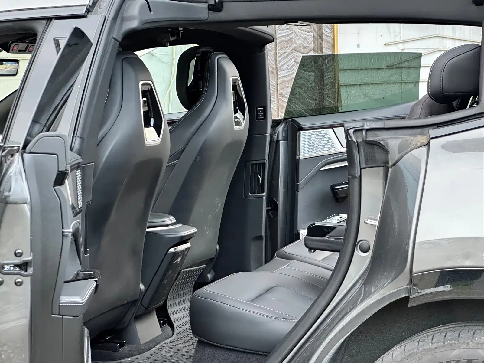 HiPhi Y 2023 560km Pioneer Edition — фото 11