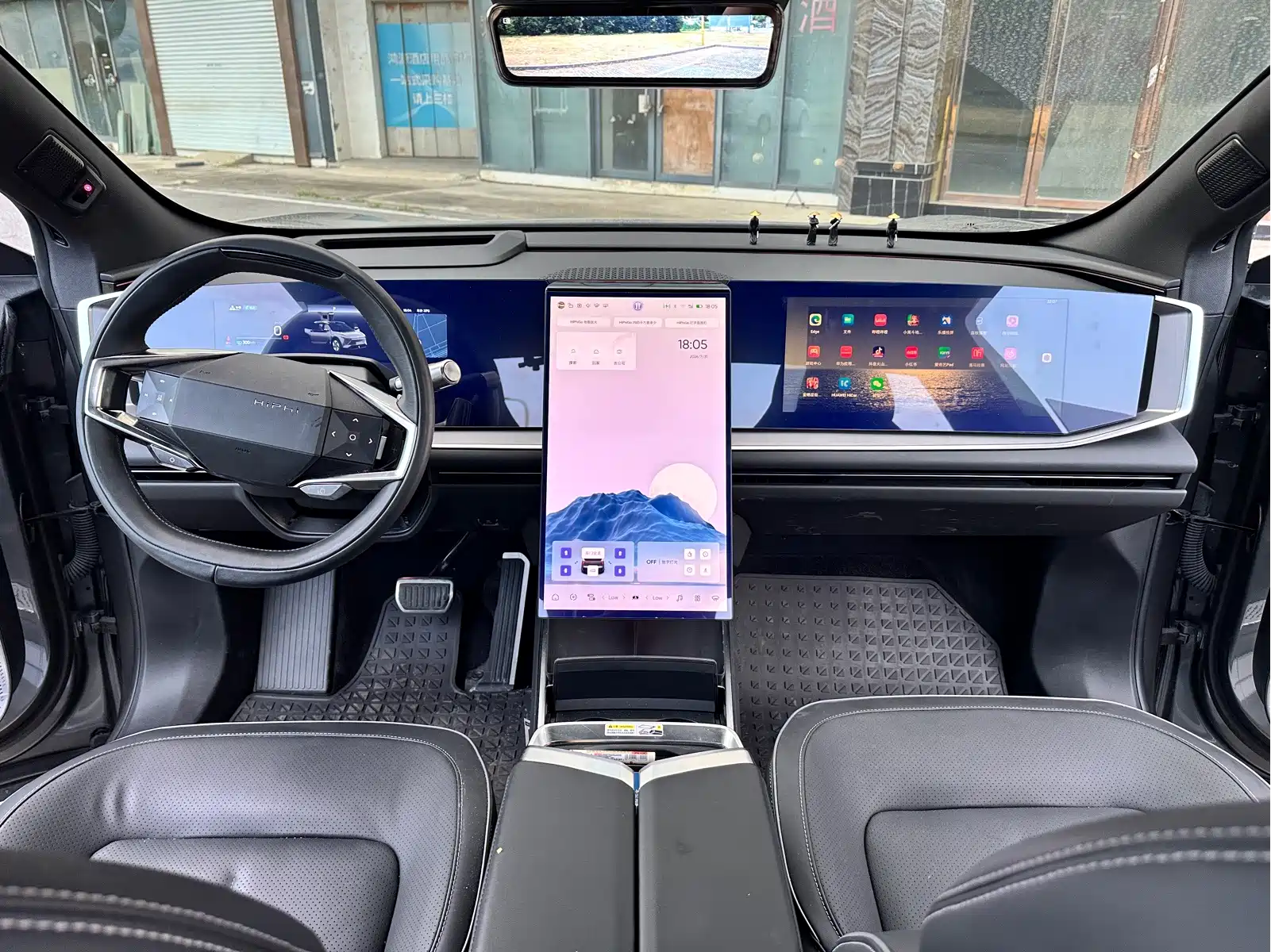 HiPhi Y 2023 560km Pioneer Edition — фото 17