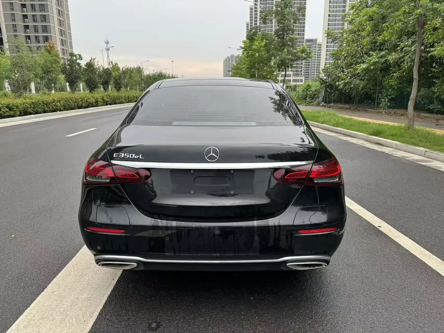 Mercedes-Benz E-Class New Energy 2022 E 350 e L Plug-in Hybrid Sedan — фото 8