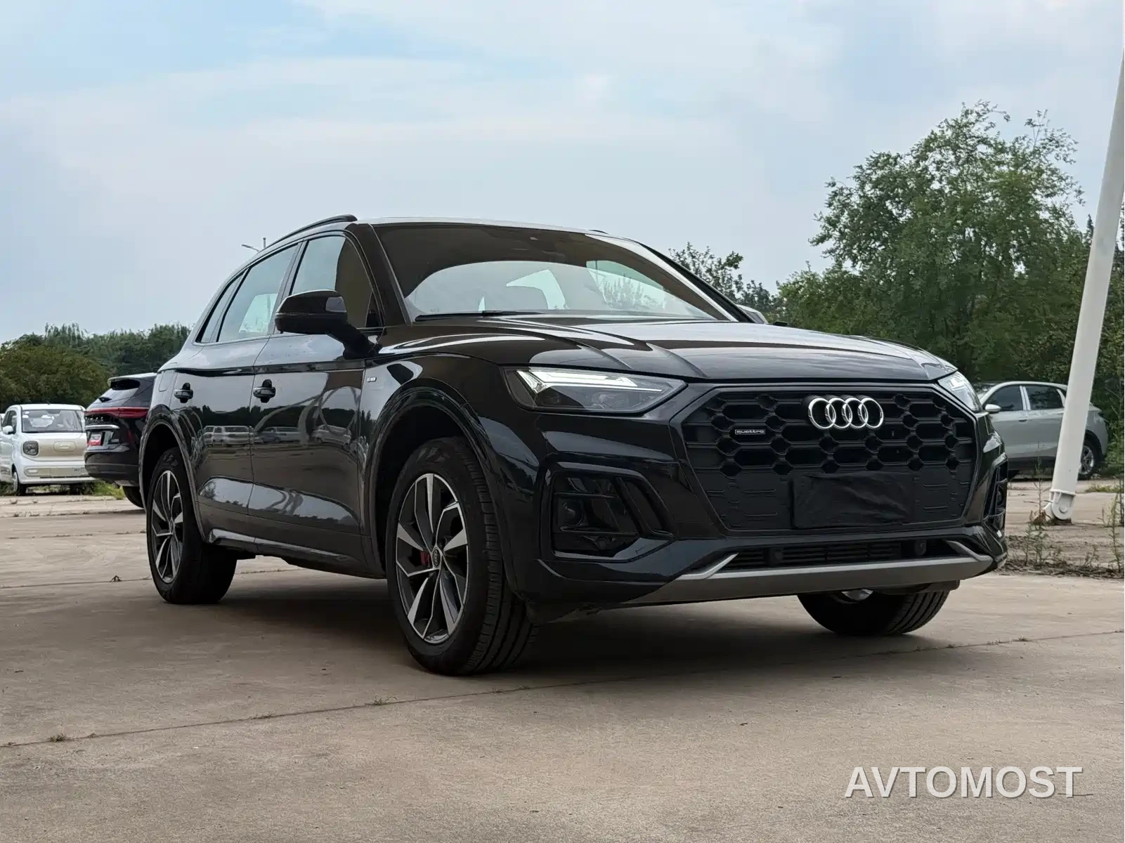 Audi Q5L 2025 40 TFSI Luxury Dynamic