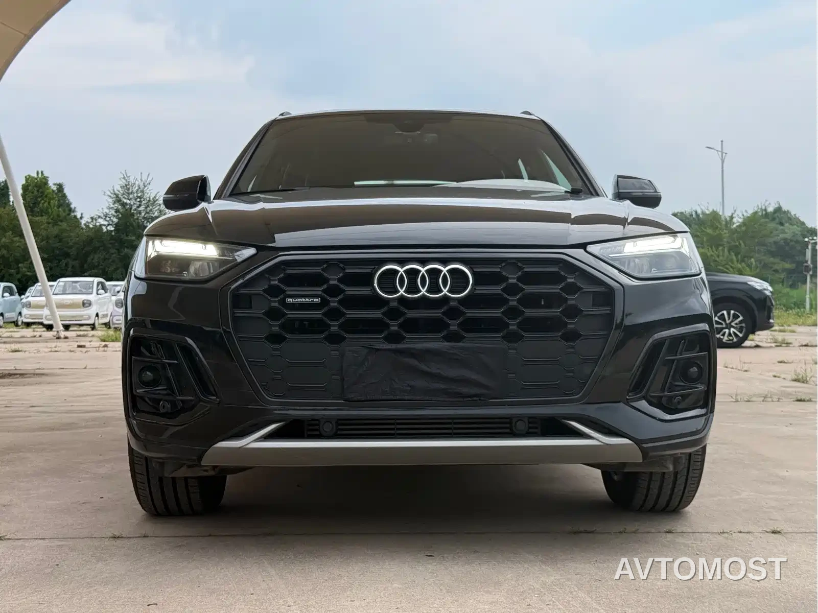 Audi Q5L 2025 40 TFSI Luxury Dynamic — фото 2