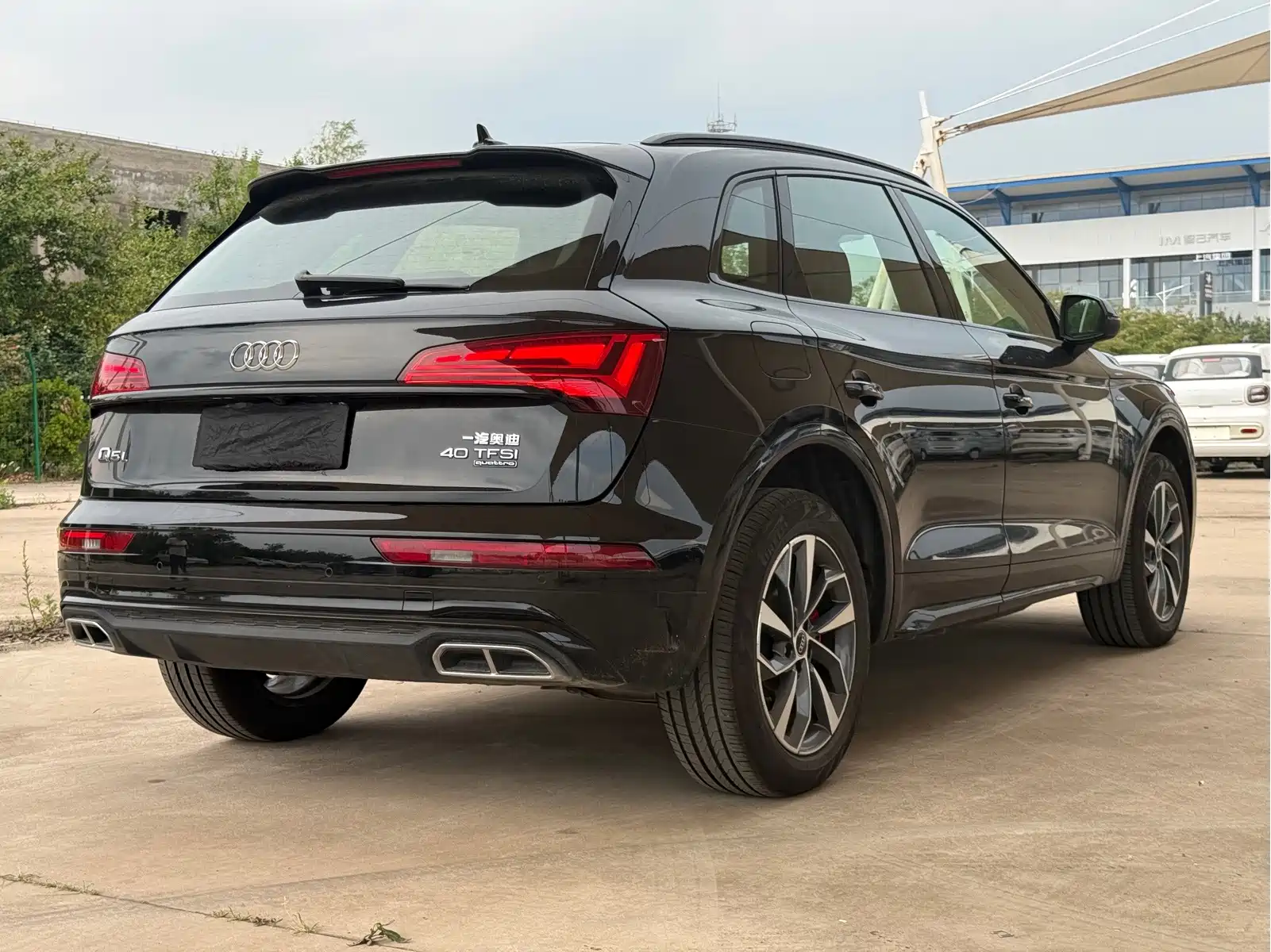 Audi Q5L 2025 40 TFSI Luxury Dynamic — фото 21