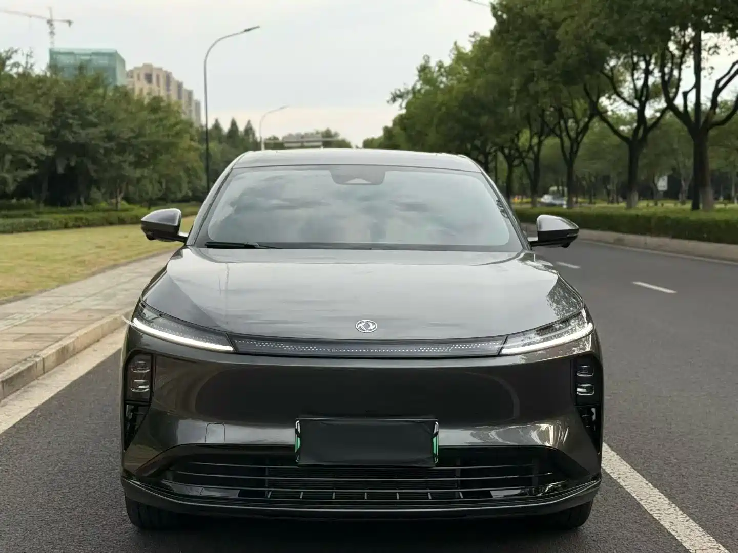 Dongfeng Aeolus L8 2025 Plug-in Hybrid — фото 2