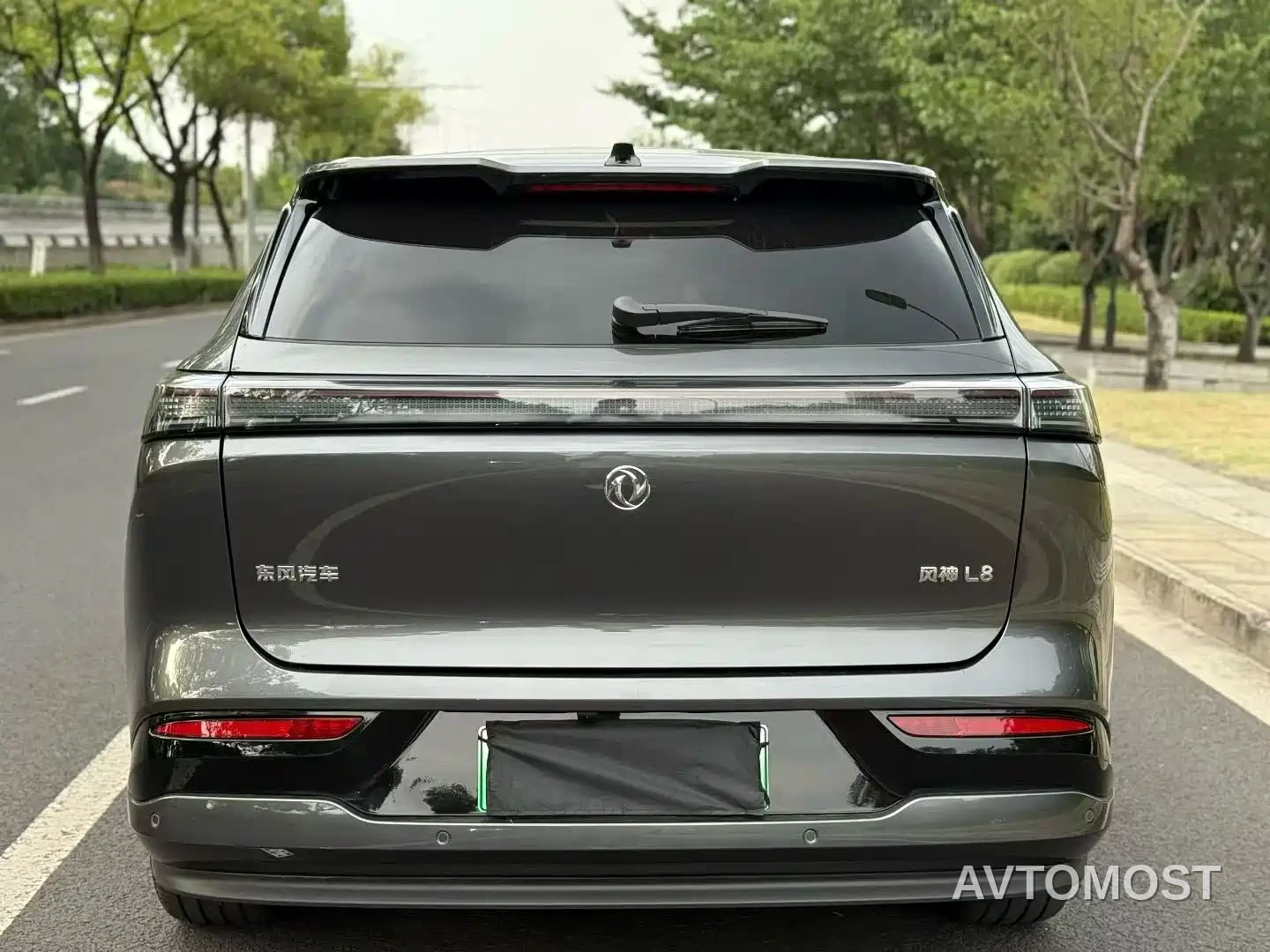 Dongfeng Aeolus L8 2025 Plug-in Hybrid — фото 8
