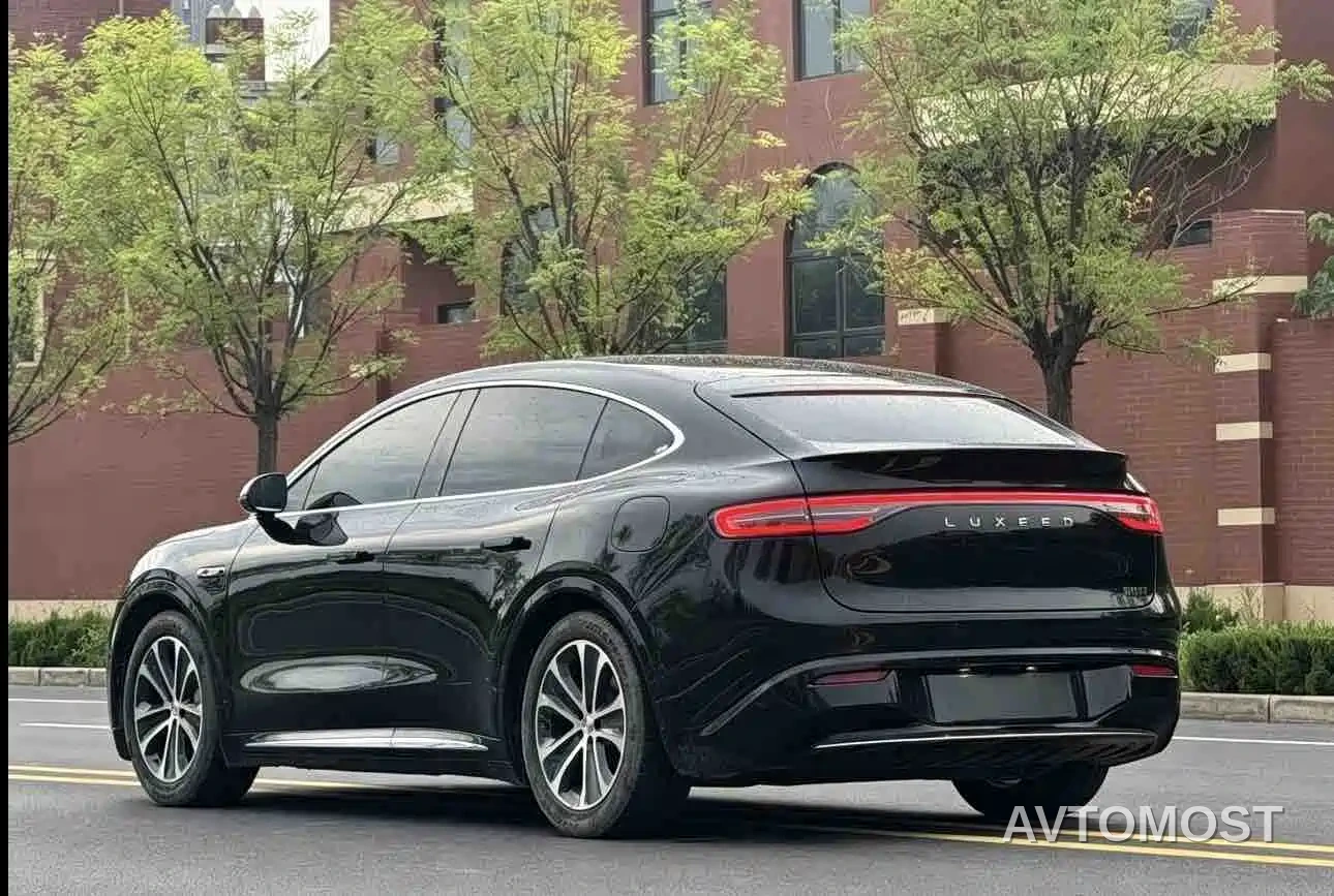 Zhijie Luxeed R7 2024 Pure Electric 667km Pro — фото 7
