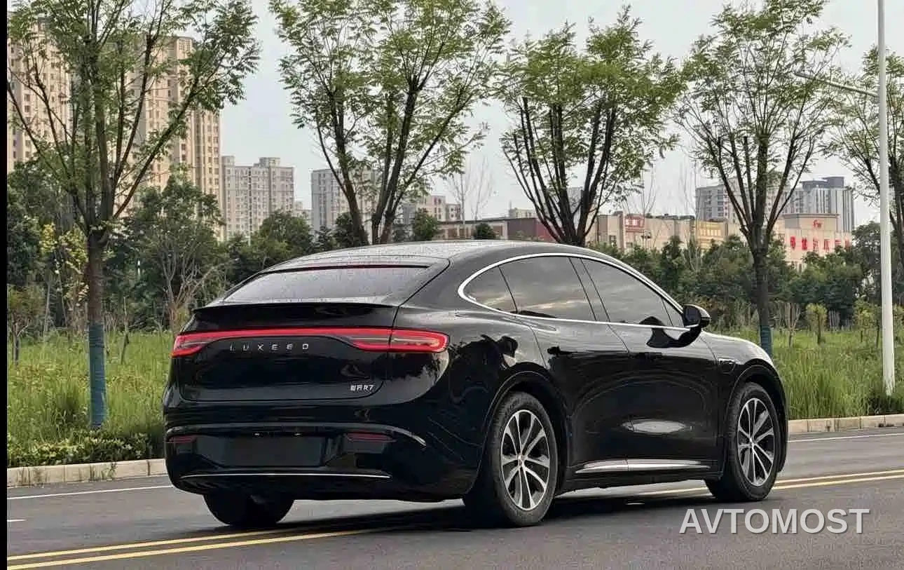 Zhijie Luxeed R7 2024 Pure Electric 667km Pro — фото 9