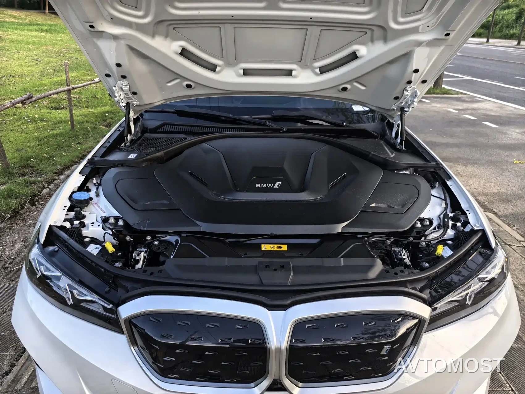 BMW i3 2022 eDrive 35 L — фото 7