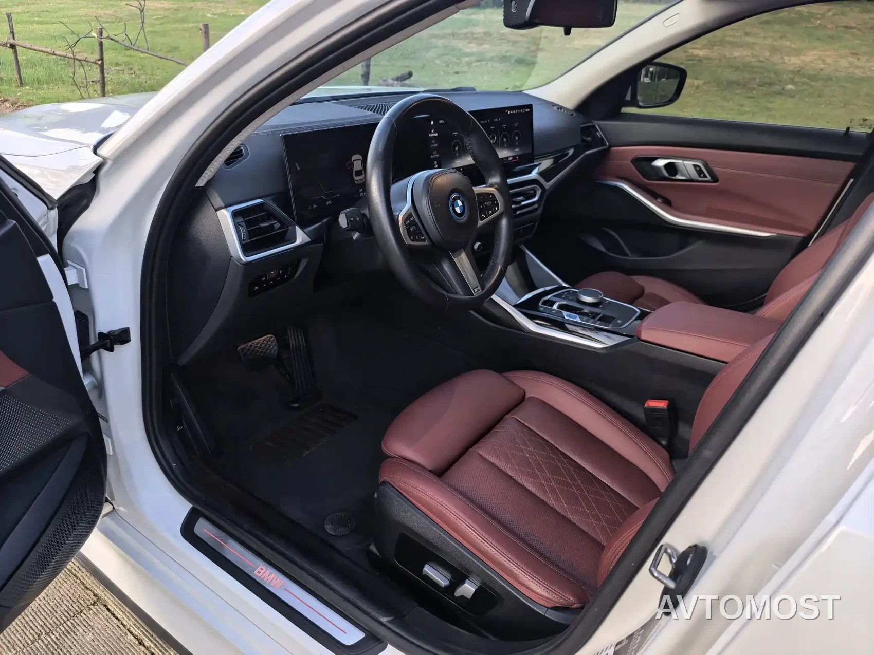 BMW i3 2022 eDrive 35 L — фото 13