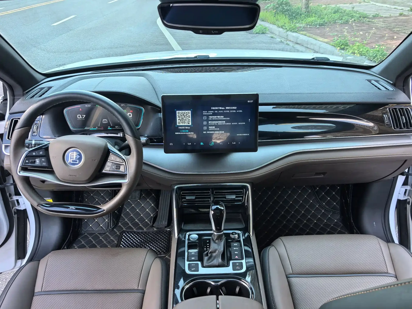 BYD Tang 2021 2.0T Automatic Flagship — фото 16
