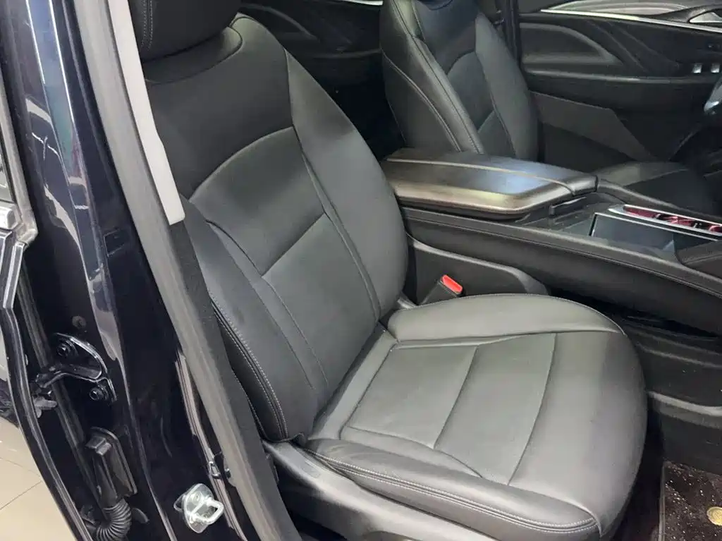 Buick Enclave 2020 28T 4WD Premium Model — фото 3