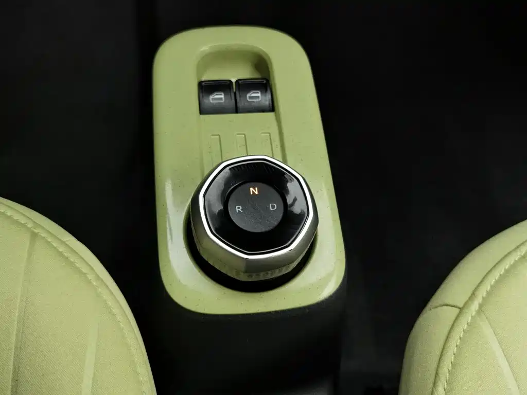 Geely Galaxy Panda 2023 Panda Mini 200km Endurance Bear — фото 13