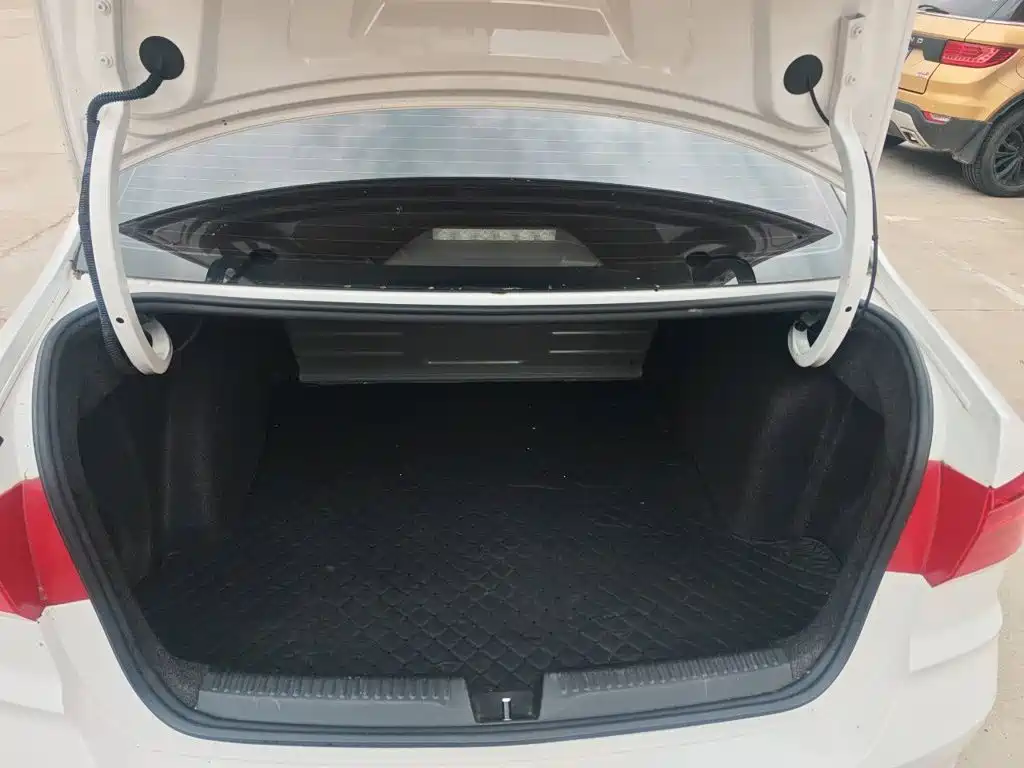 Volkswagen Santana 2021 1.5L Manual Trend Edition — фото 10