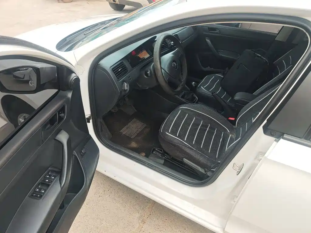 Volkswagen Santana 2021 1.5L Manual Trend Edition — фото 14