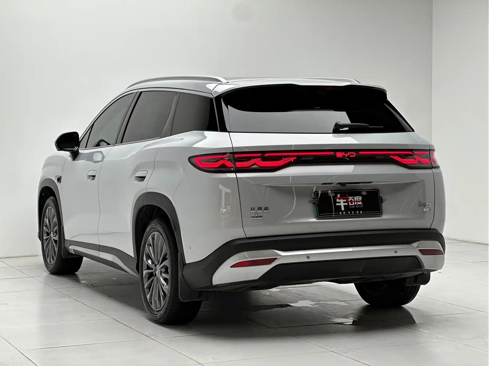 BYD Song Ultra 2026 Model Pure Electric 270kW — фото 6